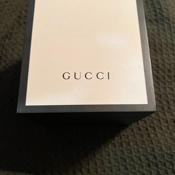 Gucci G-Timeless Quartz Cat Watch 38mm - Picture 2 of 5